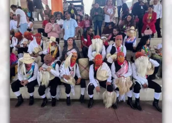 La educación, la cultura y la comunidad se unieron para fortalecer la identidad de los pueblos.