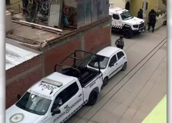 La calle Agrarista fue resguardada por la Guardia Nacional durante el rescate de las víctimas.