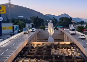 Alegoría de lo que podría ser el paso a desnivel y la nueva glorieta de Viguera.