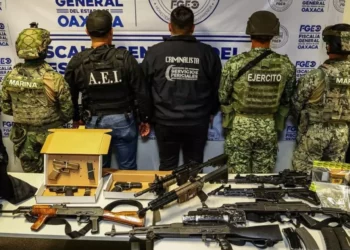 Golpe a célula criminal que ejecutó a líder transportista: aseguran arsenal en casa de seguridad en Tlalixtac