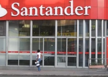 ¿Abrirán los bancos este 1 de mayo de 2026? Horarios y opciones por el Día del Trabajo