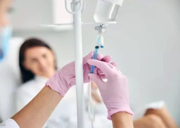 Descartan en Oaxaca anomalías con sueros vitaminados.