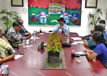 Fotos: Rubén Morales // El Consejero dijo que propuso llevar a cabo un programa intensivo de mantenimiento en el estado de Oaxaca.