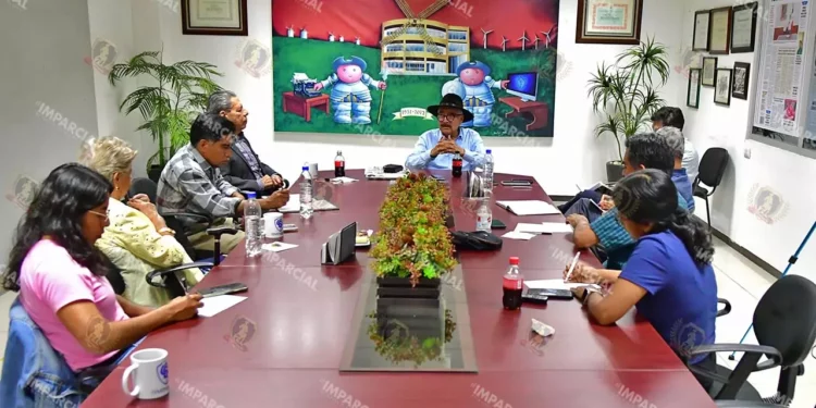 Fotos: Rubén Morales // El Consejero dijo que propuso llevar a cabo un programa intensivo de mantenimiento en el estado de Oaxaca.