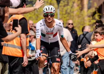 VIDEO | Isaac del Toro responde en la Vuelta al País Vasco: El mexicano ya es Top 10 de la General