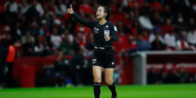 Katia Itzel García: La politóloga de la UNAM que hará historia en el Mundial 2026