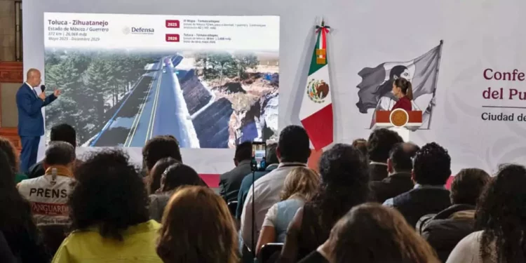 La presidenta Claudia Sheinbaum detalla los avances de las obras viales que conectarán estratégicamente a México.