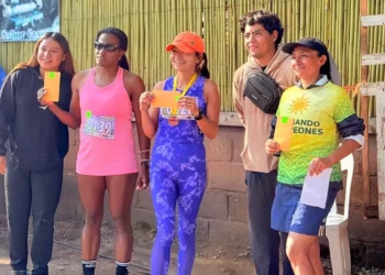 Los atletas han contado con el apoyo y trabajo profesional de la fondista cubana Daylin Belmonte.