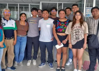 Foto: Francisco Ramos // Los visitantes de la UMAR en instalaciones de EL IMPARCIAL.