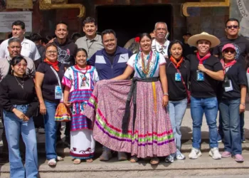 Más de dos mil danzantes participaron en el Tercer Encuentro Monumental del Jarabe Mixteco en Huajuapan de León.