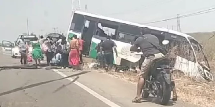 ¡Muerte en la carretera! Autobús fuera de control y aplasta a una mujer en el Istmo