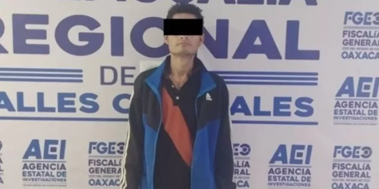 ¡Asalto en plena calle termina en prisión! Detienen a hombre por robo violento en Oaxaca