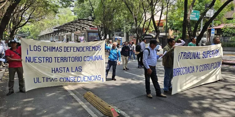 Foto: redes sociales // Realizaron una marcha pacífica en la Ciudad de México y protestaron en la sede del Tribunal Superior Agrario.