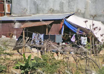 Foto: Adrián Gaytán // Casas precarias y carentes de servicios en las partes altas de la capital.