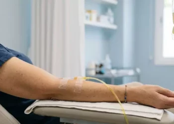 Tragedia en Sonora: Ascienden a 6 las muertes por “suero vitaminado” y el médico responsable está prófugo
