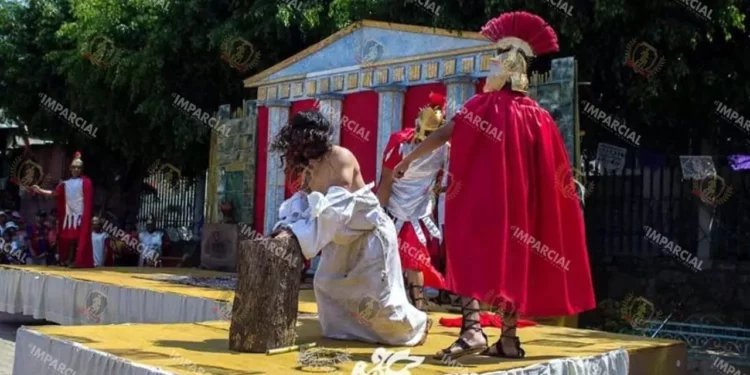 Foto: El Imparcial de Oaxaca // El castigo a Jesús en Ánimas Trujano.