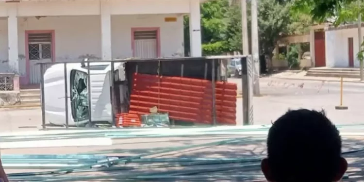 VIDEO | Asalto en funeraria desata persecución y tensión social en el centro de Unión Hidalgo