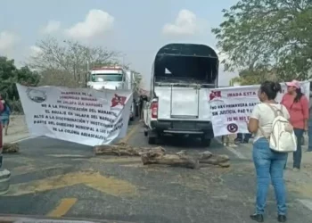 Bloqueo total en la 190: protesta por agua cierra paso hacia el Istmo