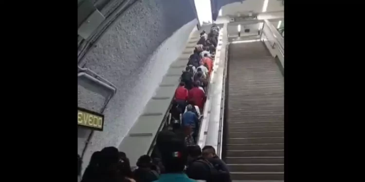 Accidente en la Línea 3 del Metro: Caída masiva en escaleras de Miguel Ángel de Quevedo deja 11 heridos