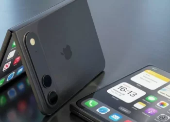 ¿Adiós al iPhone clásico? Apple lanzaría modelo plegable en 2026