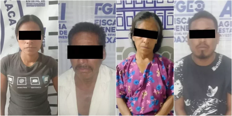 Fuerzas federales y estatales blindaron Santiago Ixtayutla durante la ejecución de los cuatro cateos simultáneos.