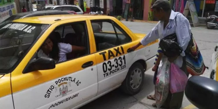 ¡Otro tarifazo sin permiso! Taxistas imponen alzas y desatan indignación en Pochutla