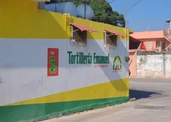 Asalto violento en tortillería de Tehuantepec: golpean a trabajadores y escapan