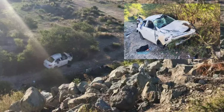 ¡Volcadura mortal en libramiento a Ocotlán! Joven pierde la vida tras salir de la carretera