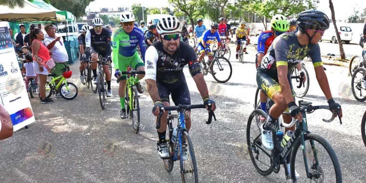 Fotos: Leobardo García Reyes // Hugo Juan Córdoba fue el vencedor del ciclismo del fin de semana.
