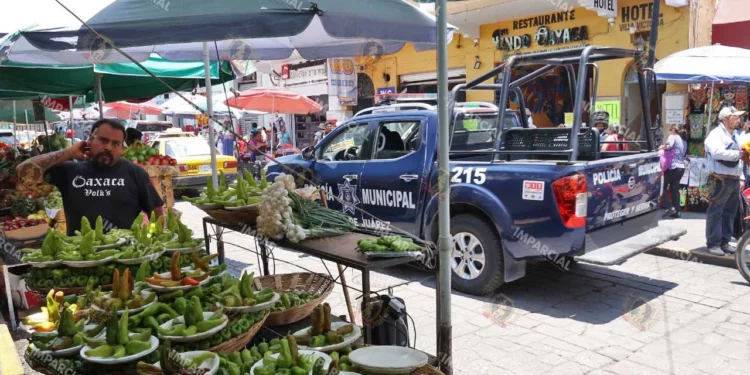 Foto: Archivo El Imparcial // Se gasta más en seguridad, pero a los oaxaqueños les cuesta cada vez más cada golpe de la delincuencia.