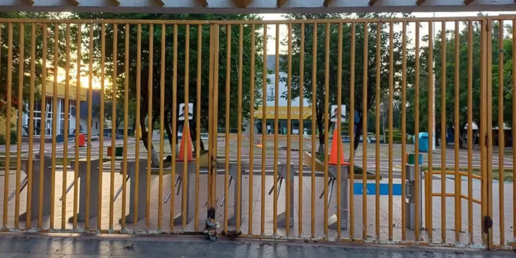 Foto: redes sociales // Una universidad con nuevo rector pero con 6 días sin clases.