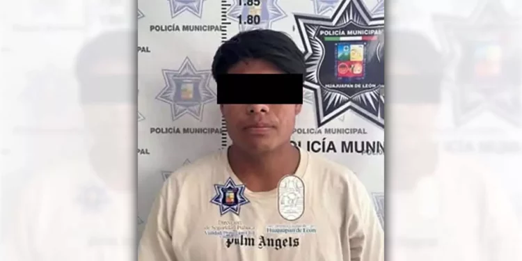 El detenido fue consignado ante la Vicefiscalía Regional para que se determine su responsabilidad en delitos contra la salud.