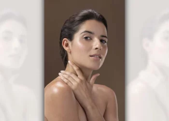 El pantenol es una vitamina que participa activamente en la formación y regeneración de la piel.