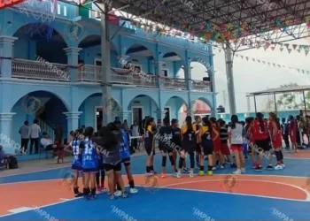 Fotos: Leobardo García Reyes // En San Mateo Cajonos se realizó el Torneo Infantil de basquetbol.