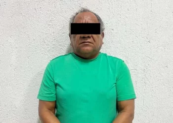 P.B.S. quedó recluido en prisión preventiva por transportar decenas de dosis de “cristal”.