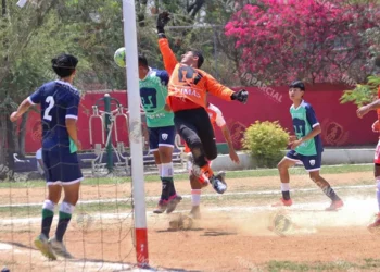 Fotos: Leobardo García Reyes // El fin de semana Holanda se impuso a Pumas de Ixcotel.