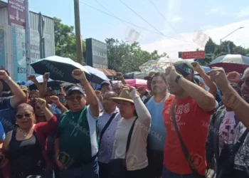 VIDEO | Sección 22 y Mitla van a mesa de diálogo tras enfrentamiento; respuestas del gobierno son insuficientes, reitera la gremial