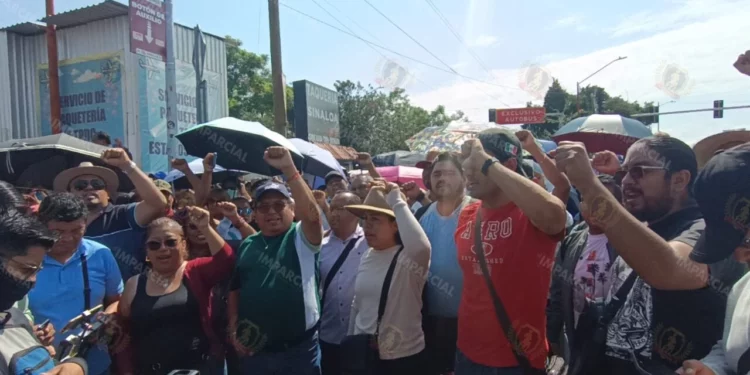 VIDEO | Sección 22 y Mitla van a mesa de diálogo tras enfrentamiento; respuestas del gobierno son insuficientes, reitera la gremial
