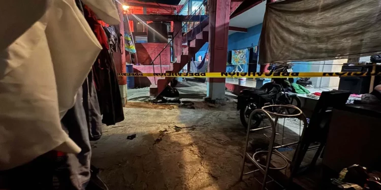 Autoridades acordonaron el callejón de La Sirenita tras el reporte de la ejecución.