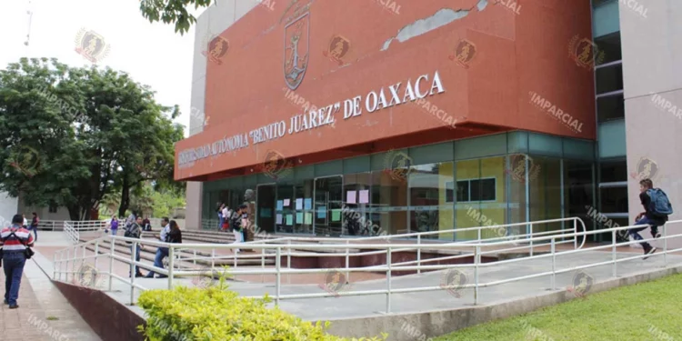 Foto: Archivo El Imparcial // Prevén anulación de la elección del rector en UABJO.