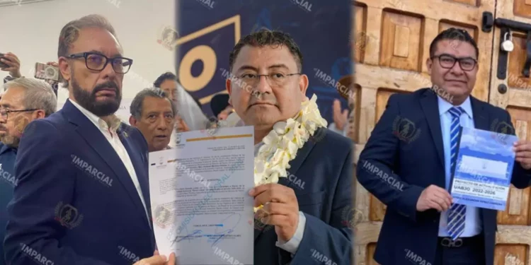 Fotos: Yadira Sosa // izquierda: Enrique Martínez recibió la constancia de registro – centro: Farid Acevedo se registró como candidato a la Rectoría de la UABJO – derecha: Alexander Pérez Carrera fue el primero en llegar para solicitar su registro.