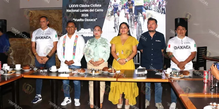 Fotos: Leobardo García Reyes // Fue presentada la Clásica Ciclista Lunes del Cerro 2026.