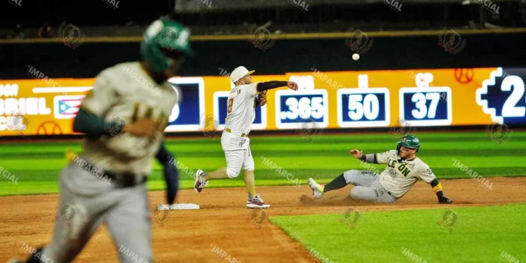 Foto: Jorge Luis Plata // Guerreros sufrió su primer descalabro en casa al caer 9-6 ante Bravos de León.