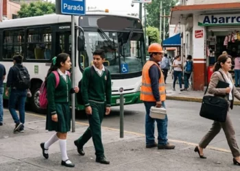 ¿Se trabaja y hay clases este 1 de junio? Lo que deben saber millones de mexicanos