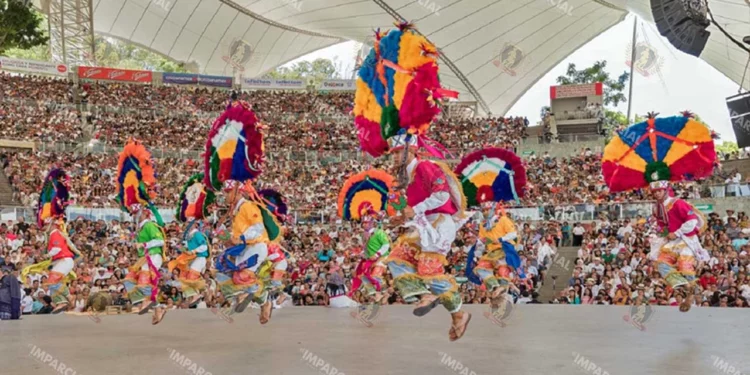 Foto: Archivo El Imparcial // La Guelaguetza está fuera del alcance de quienes, presuntamente, son los protagonistas de dicha celebración.