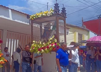 La festividad religiosa se mantiene viva desde hace más de 100 años en esta comunidad.