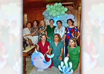 Fotos: Rubén Morales // Mariana Hernández compartió una emotiva tarde junto a familiares y amigas, quienes la colmaron de felicitaciones y hermosos obsequios para Lauro.