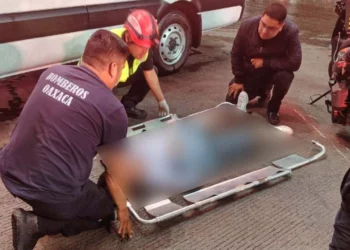 Personal de Bomberos estabilizó a la motociclista Fanny Y. A. B.