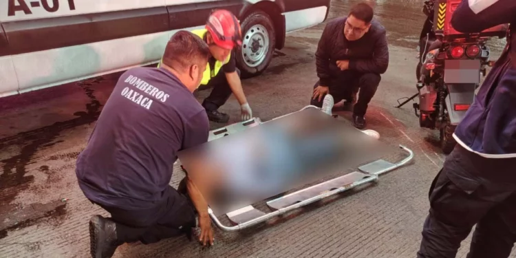 Personal de Bomberos estabilizó a la motociclista Fanny Y. A. B.