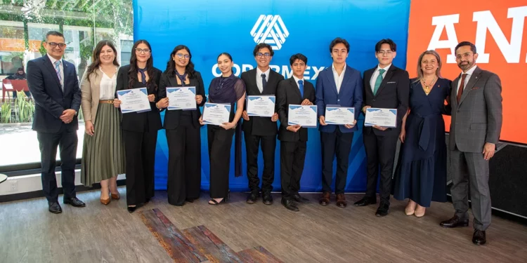 Universidad Anáhuac Oaxaca fortalece la vinculación empresarial con el primer Capítulo Universitario COPARMEX